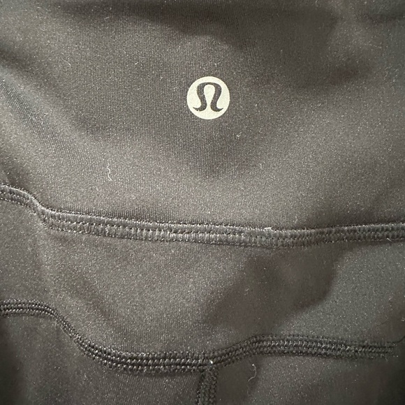 Lululemon legging with mesh - Picture 2 of 4